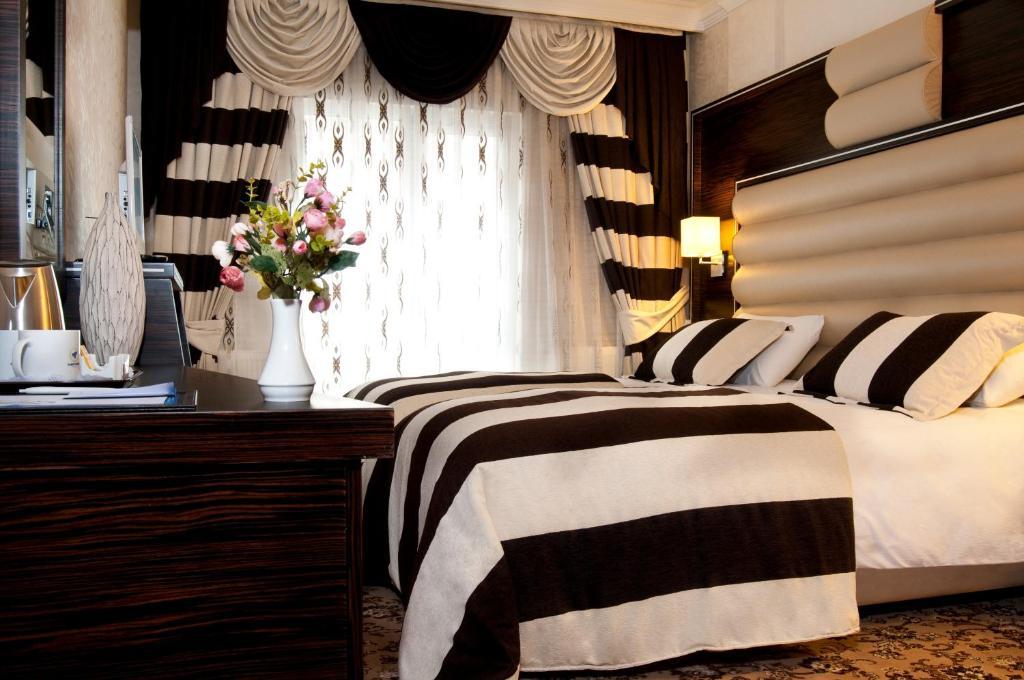 Turist Hotel Ankara Esterno foto